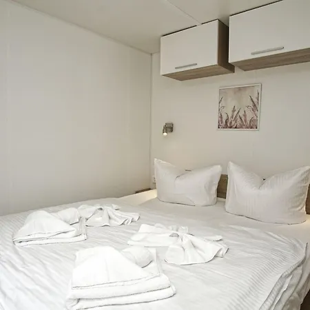 Holiday home Tiny Homes Nr 822 Strandnah Und Mit Terrasse *